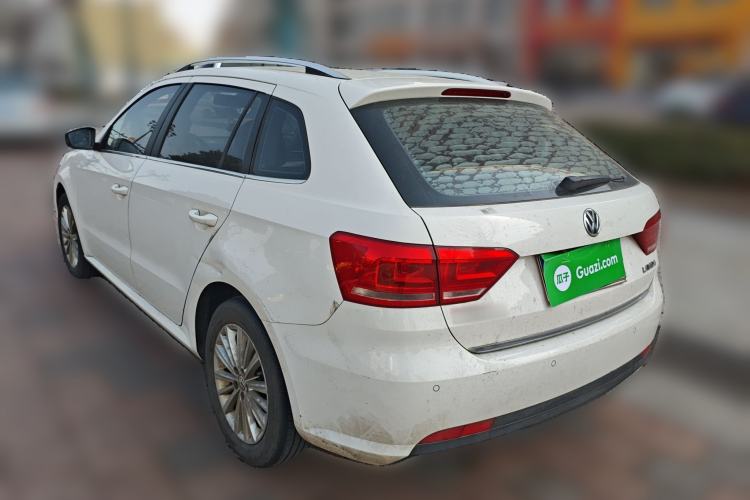 Used Volkswagen Gran Lavida 2013 1.6L Manual Comfort Model