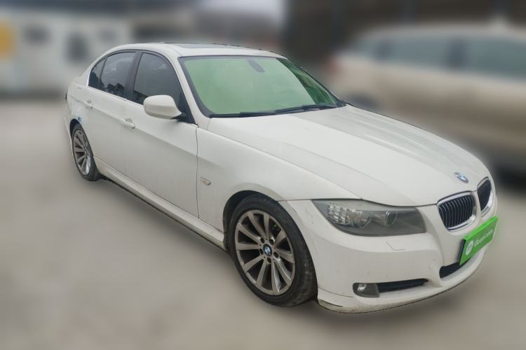 Used BMW 3 Series 2010 325i Sport Edition Front Right 45 Deg