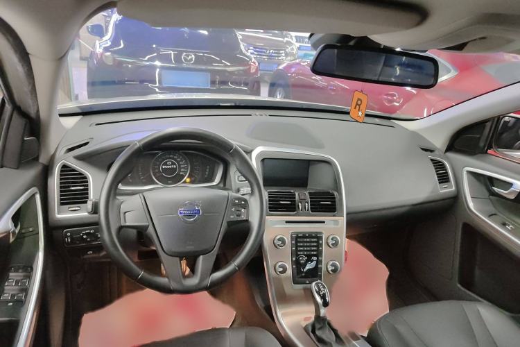 Used Volvo XC60 2017 T5 Smart Upgrade Edition
