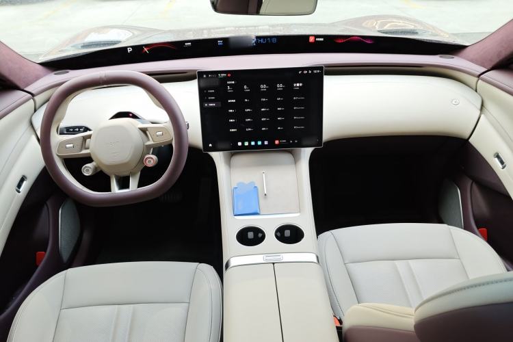 Used Xiaomi Auto YU7 2025 Ultra-Long Range High-Performance All-Wheel-Drive Max Edition