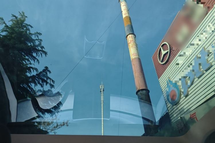 Used Tesla Model Y 2024 Rear-Wheel-Drive Version Headliner