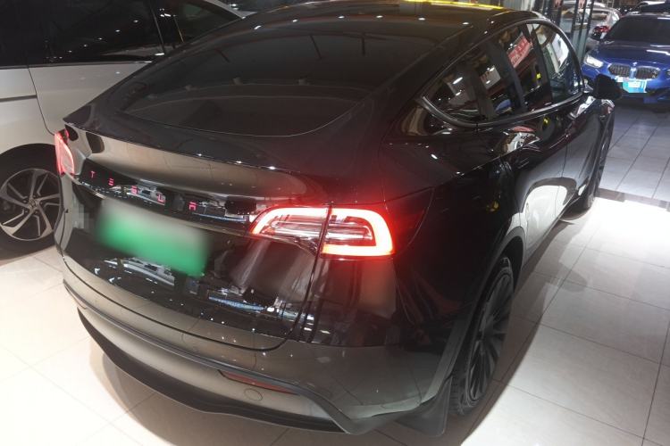 Used Tesla Model Y 2022 Rear-Wheel-Drive Version