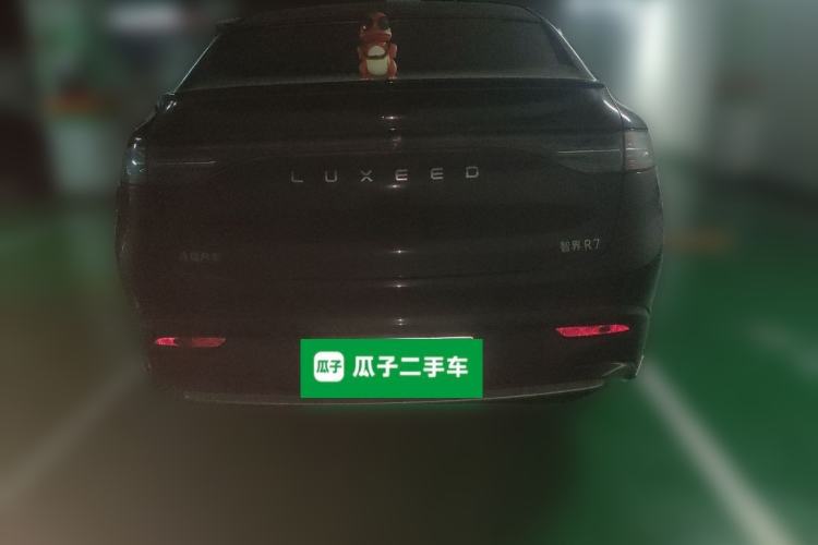 Used Hima Luxeed R7 2024 All-Electric 802 km Max Rear