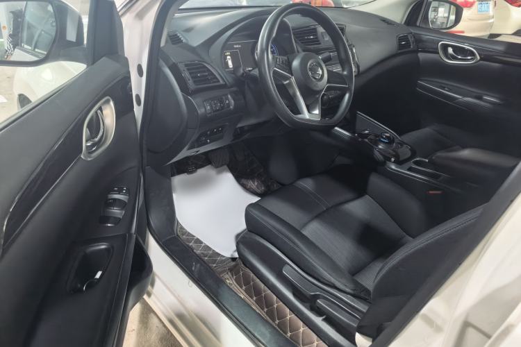 Used Nissan Sylphy EV 2018 Smart Edition Custom Version Interior 3