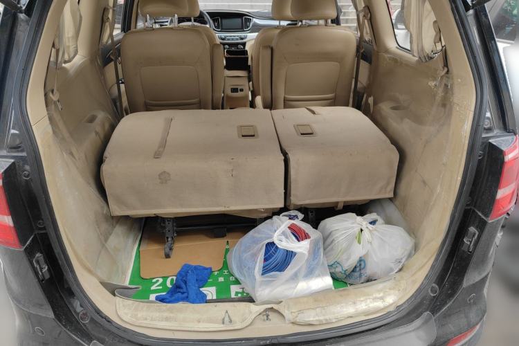 Used Baojun 730 2016 1.5T Manual Luxury Edition 7 Seats
