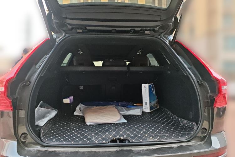 Used Volvo XC60 2021 T5 4x4 Smart Luxury Edition