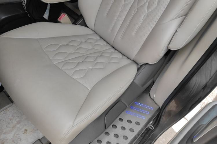 Used Buick GL8 2013 3.0L GT Luxury Business Haoya Edition
