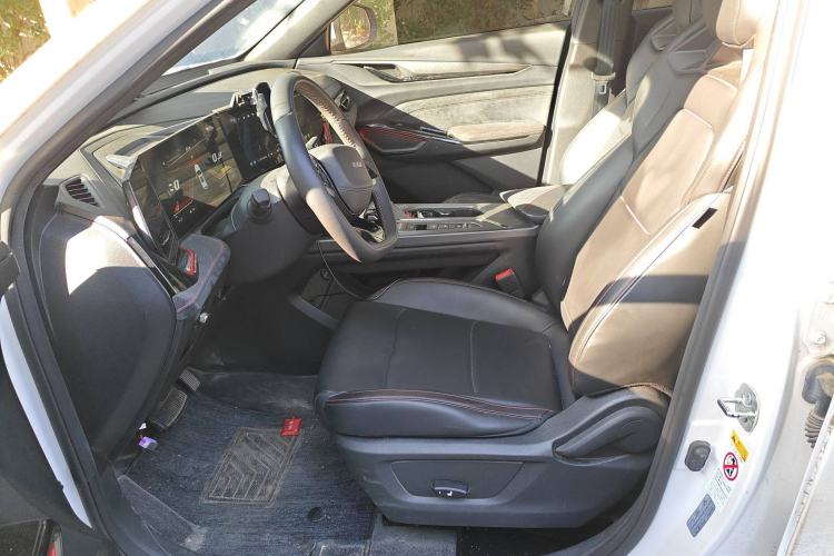 Used CHANGAN OSHAN X5 PLUS 2023 Revised Version 1.5T DCT Navigation Edition
