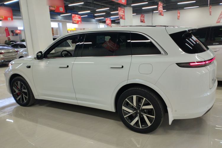 Used Li Auto L8 2023 Air model