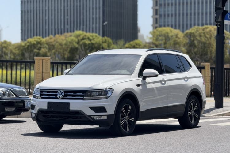 Used Volkswagen Tiguan L 2019 330TSI Automatic Two-Wheel Drive Luxury Edition China VI Standard