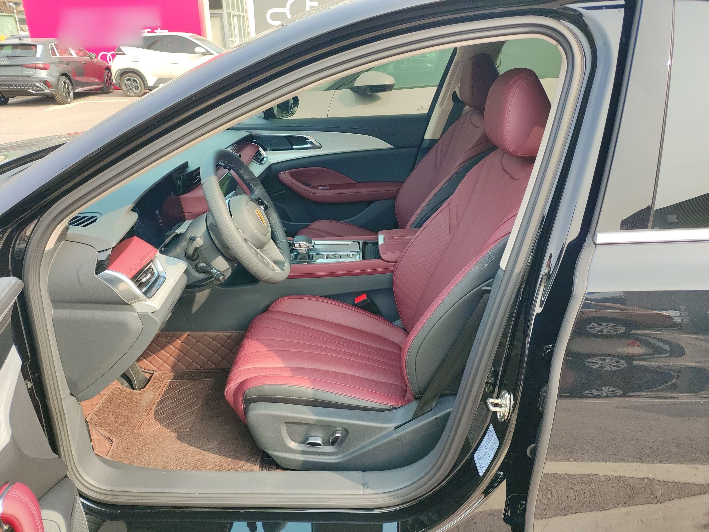 Переднее сиденье в автомобиле