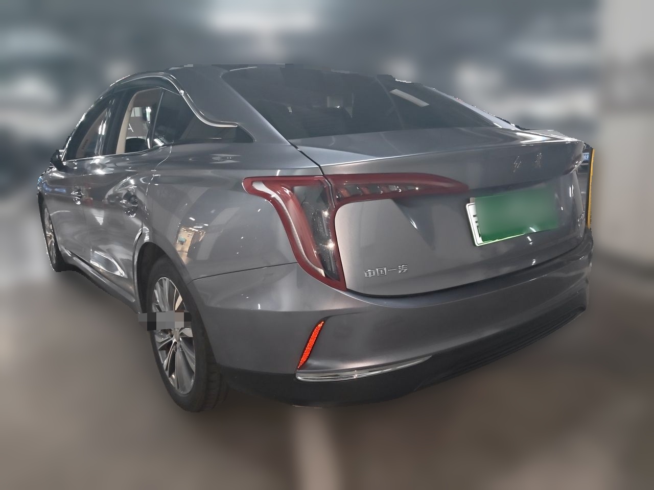 Hongqi E-QM5 2023 620km PLUS — снимка 4