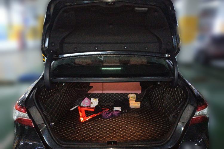 Used Toyota Camry 2023 2.0G Luxury Edition
