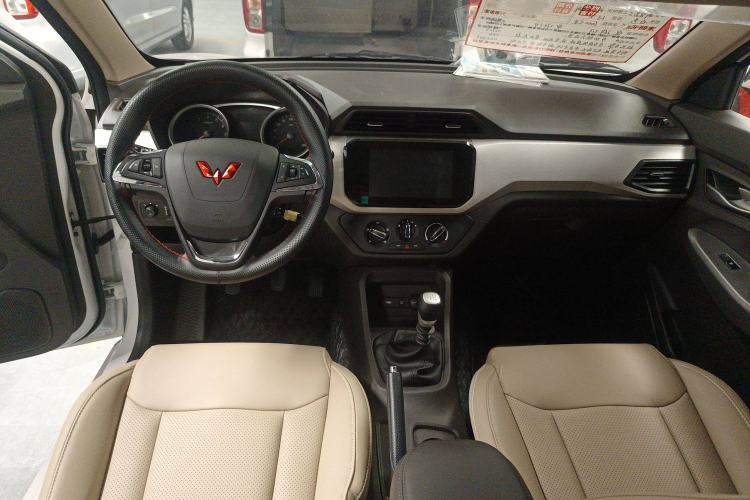 Used Wuling Hongguang 2021 1.5L Revised S Standard Version with Electric Power Steering LAR