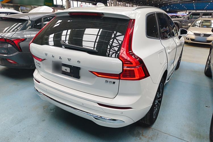 Used Volvo XC60 2022 B5 4x4 Smart Luxury Edition