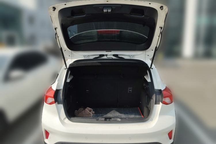 Used Ford Focus 2019 Hatchback EcoBoost 180 Automatic Trendy Model