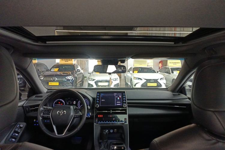 Used Toyota Avalon 2019 Dual-Engine 2.5L Luxury Edition China VI Standard
