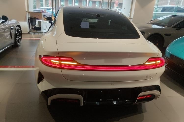 Used Xiaomi Auto SU7 2024 Rear-Drive Ultra-Long Range Advanced Pro-Level Intelligent Driving Version
