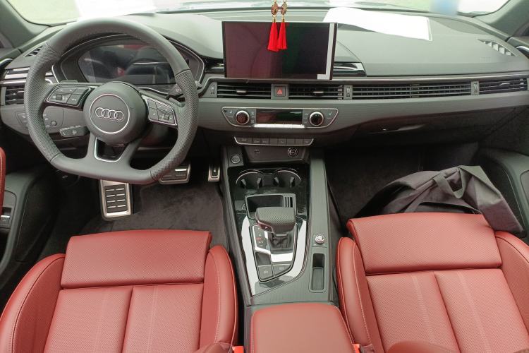 Used Audi A4L 2024 40 TFSI Luxury Dynamic Edition
