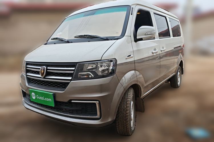 Used Jinbei Hiace X30 2024 1.5L Wealthy-Style Passenger Van 5/6/7 Seater