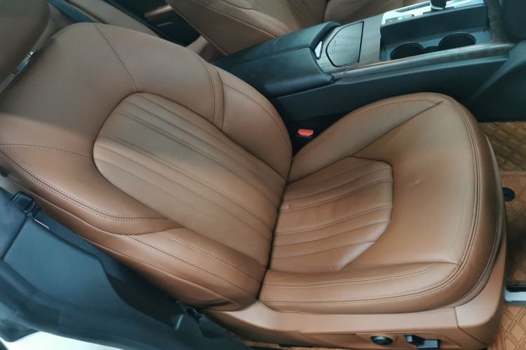 Used Maserati Ghibli 2014 3.0T Standard Edition Right Front Seat