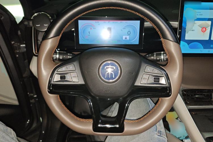 Used BYD Song Pro New Energy 2022 DM-i 51km Prestige Model Steering Wheel