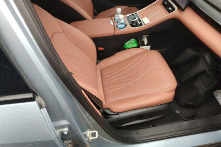 Used Geely Galaxy L6 2025 EM-i 140km Starship Edition Right Front Seat