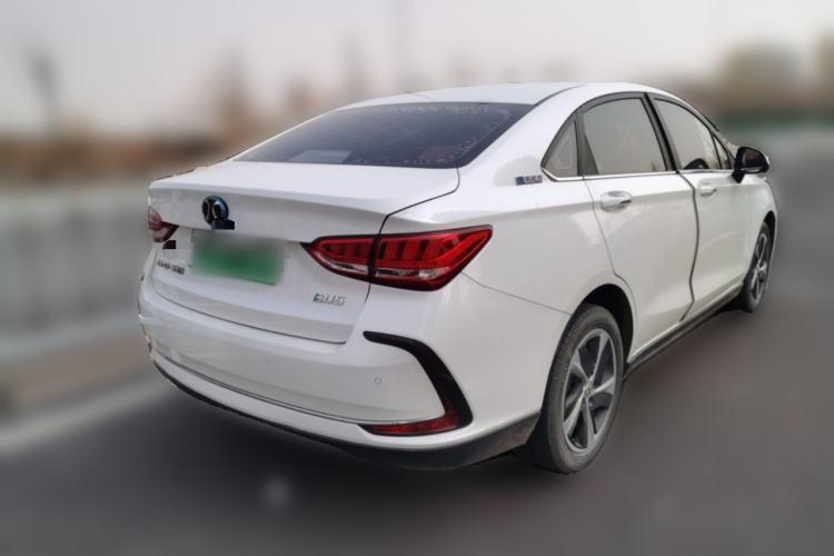 Used BAIC Beijing EU5 2018 R550 Smart Trend Edition
