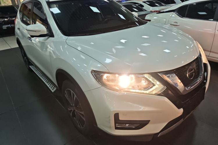 Used Nissan X-Trail 2019 2.5L CVT Smart Connect Luxury Edition 4WD
