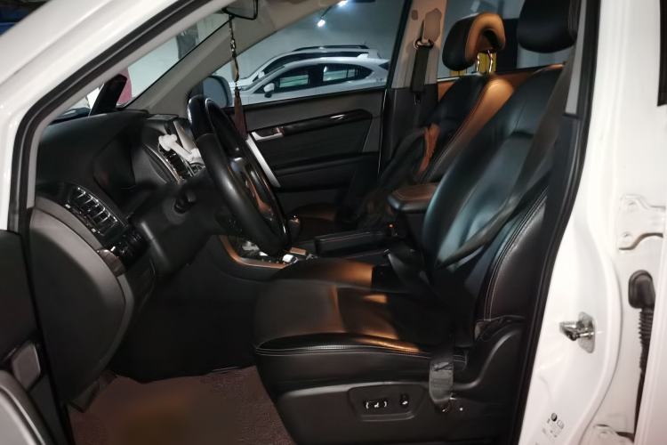 Used Chevrolet Captiva 2014 2.4L Two-Wheel Drive Urban Version 7 Seats