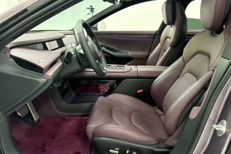 Used Xiaomi Auto SU7 2024 Four-Wheel Drive Ultra-Long Range Advanced Intelligent Driving Max Edition Interior 5