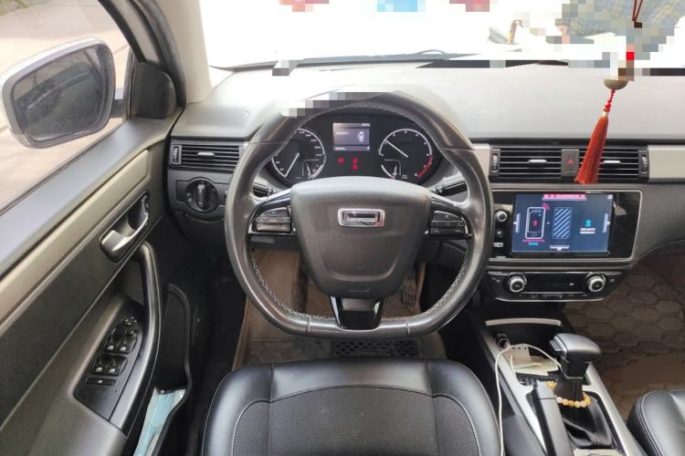 Used Qoros 3 2016 Sedan 1.6L Automatic Zhiyue Model
