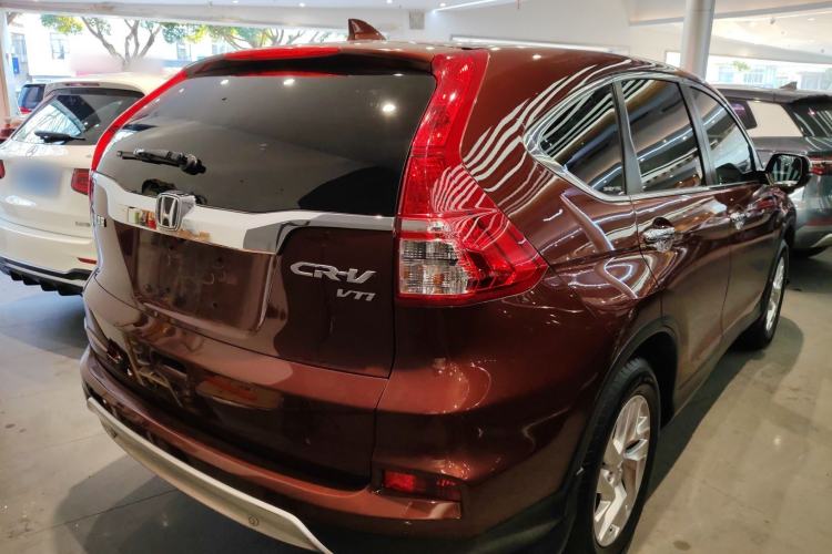 Used Honda CR-V 2015 2.4L two-wheel drive luxury version
