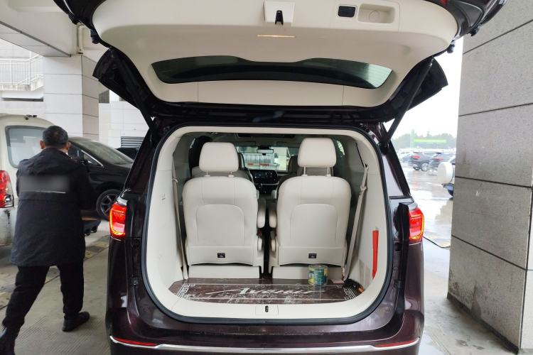 Used Buick GL8 2020 Avenir Avia Six-Seat Deluxe Edition
