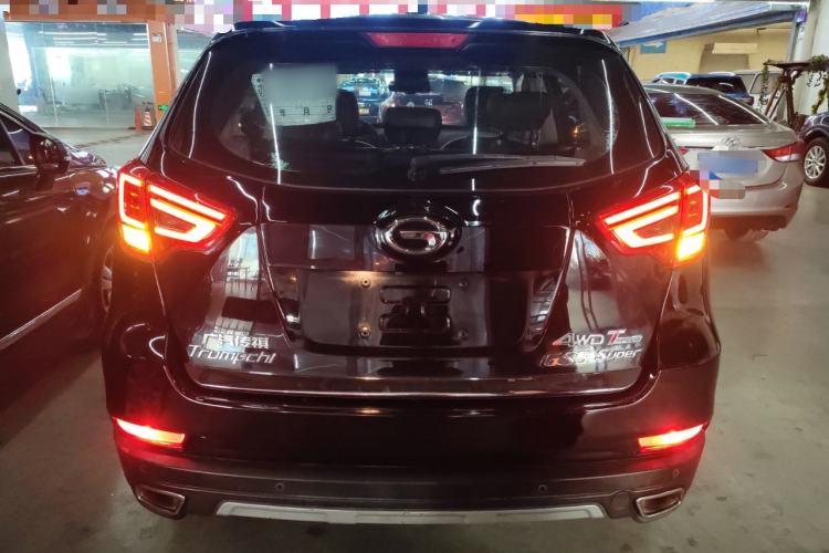 Used GAC Trumpchi GS5 Super 2015 1.8T Automatic Two-Wheel Drive Luxury Edition Rear