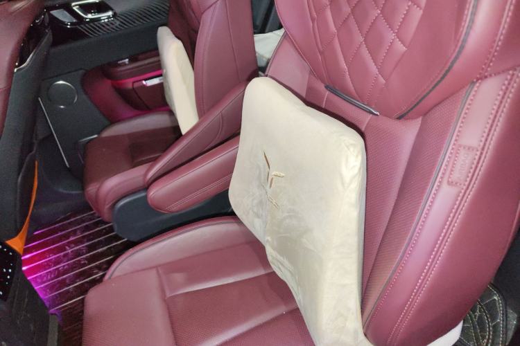 Used Hongqi E-HS9 2022 660 km Range Flagway Edition Six Seats
