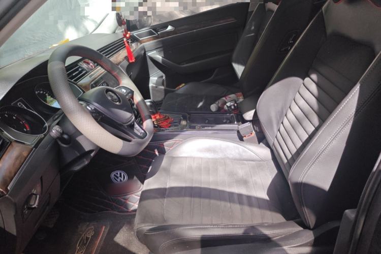 Used Volkswagen Magotan 2017 330TSI DSG Luxury Model Left Front Seat