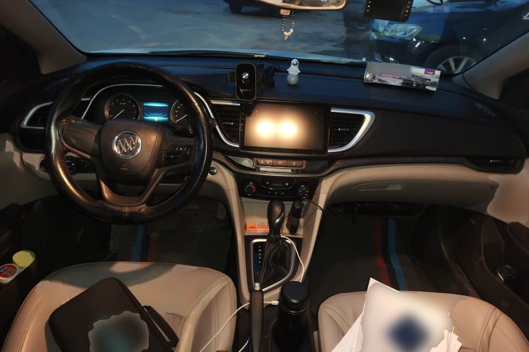 Used Buick GT 2017 15N Automatic Elite Version Center Console