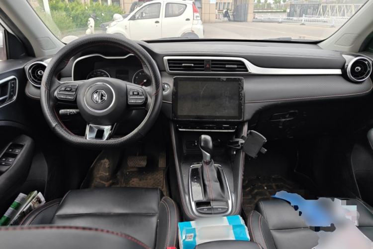 Used MG ZS 2020 180 DVVT Automatic Lite Center Console