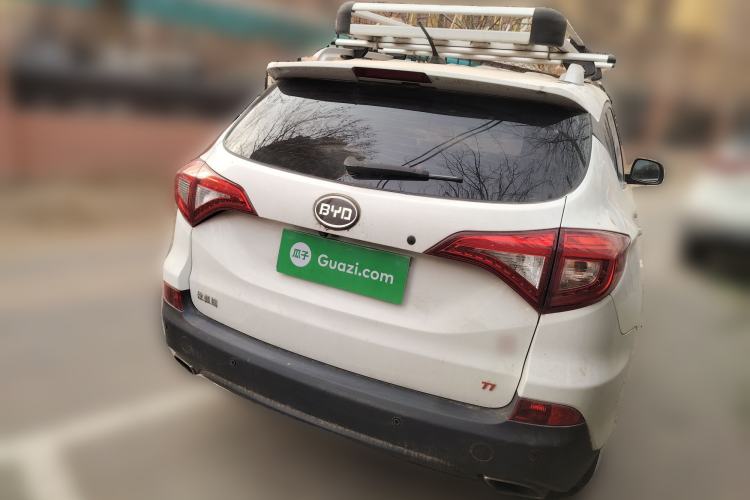 Used BYD Song 2017 Gaishi Upgrade Edition 1.5TI Manual Leading Model