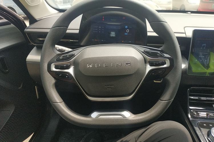Used Wuling Xingguang 2024 Co-creation Edition 150 Standard Model