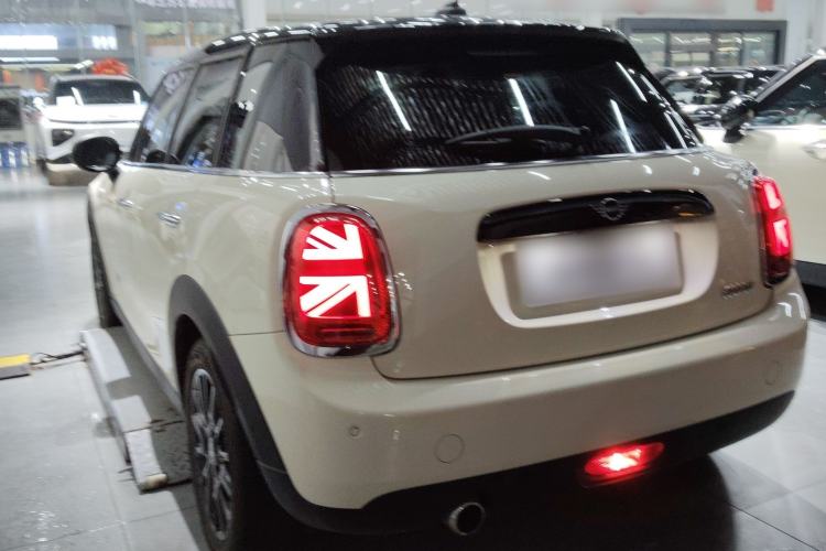 Used MINI 2019 1.5T COOPER Classic Edition Five-Door Version
