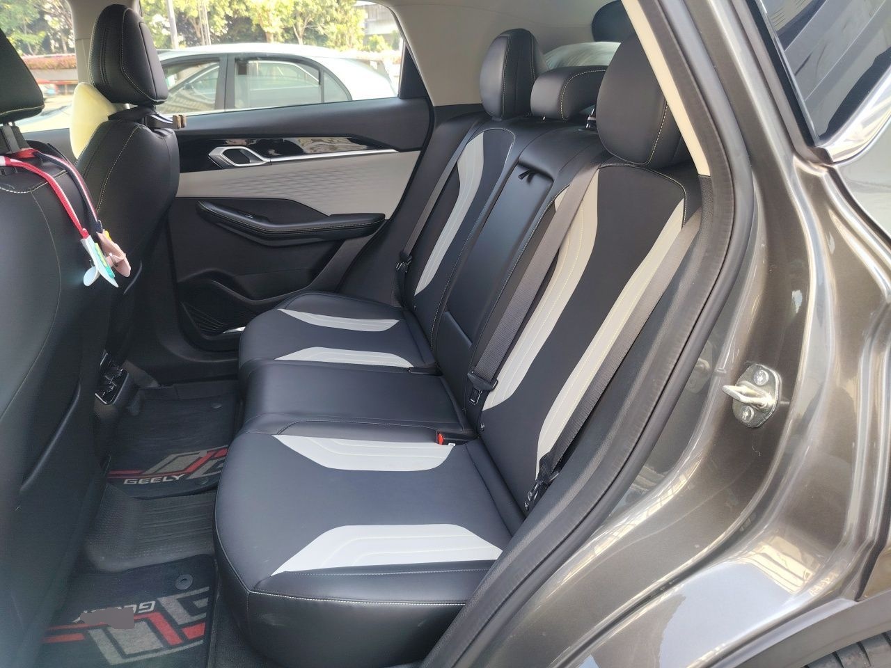 Geely Auto Coolray 2022 Bin Yue COOL 1.5TD DCT Battle Edition — снимка 17