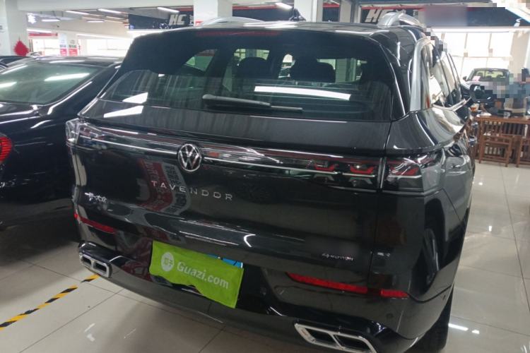 Used Volkswagen Tavendor 2024 380TSI All-Wheel Drive R-Line Cruise Edition