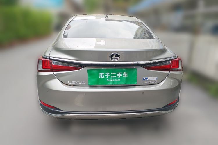 Used Lexus ES 2020 200 Excellence Edition Rear