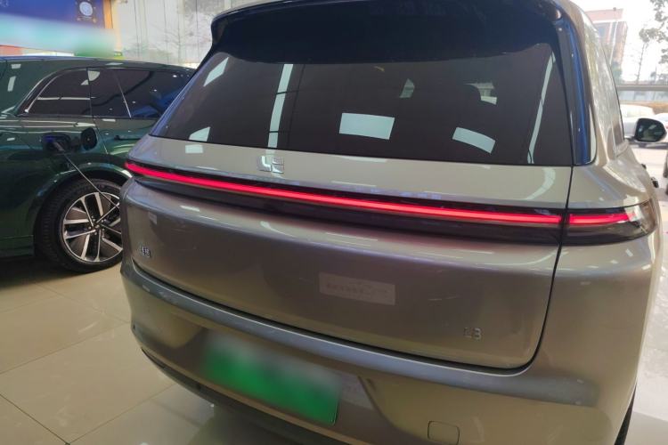 Used Li Auto L8 2024 Ultra Model
