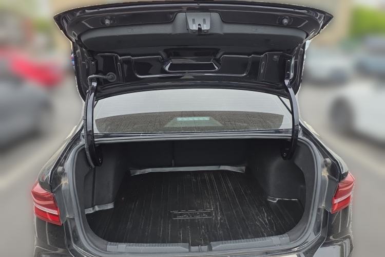 Used Volkswagen Lavida 2022 280TSI DSG Comfort Edition Trunk