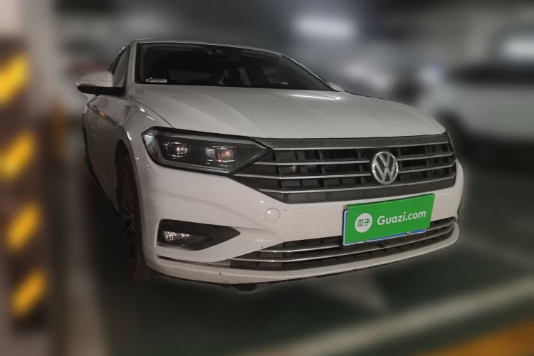 Used Volkswagen Sagitar 2020 200TSI DSG Comfort Version China VI Standard Front Right 45 Deg