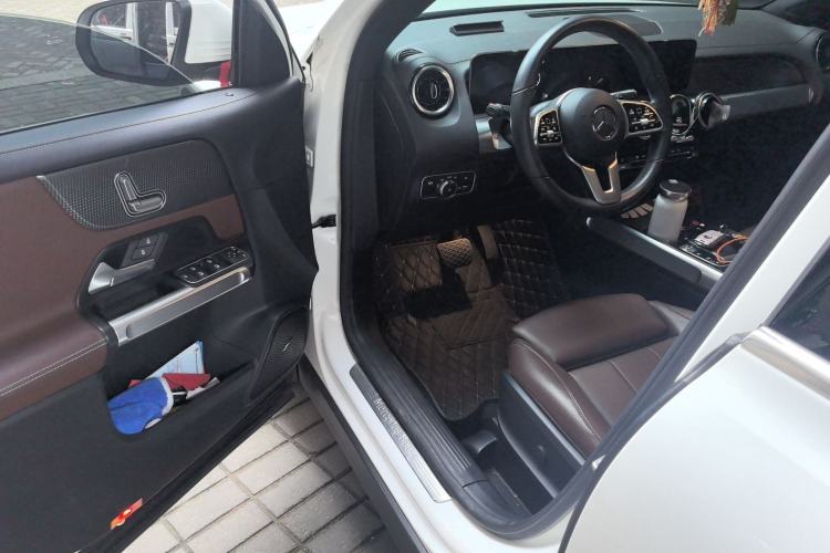 Used Mercedes-Benz GLB 2020 GLB 200 Dynamic Edition Driver Seat