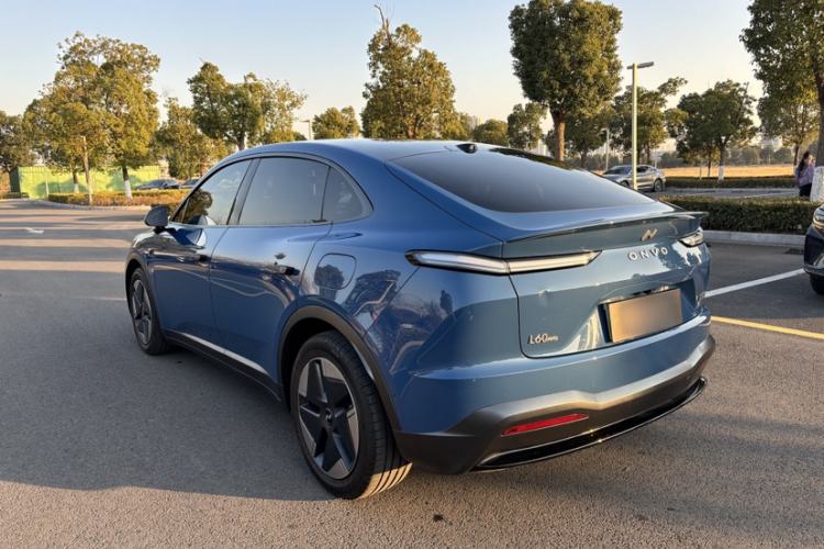 Used ONVO L60 2024 60 kWh All-Wheel Drive
